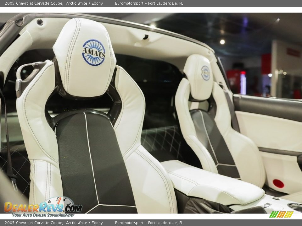 2005 Chevrolet Corvette Coupe Arctic White / Ebony Photo #3