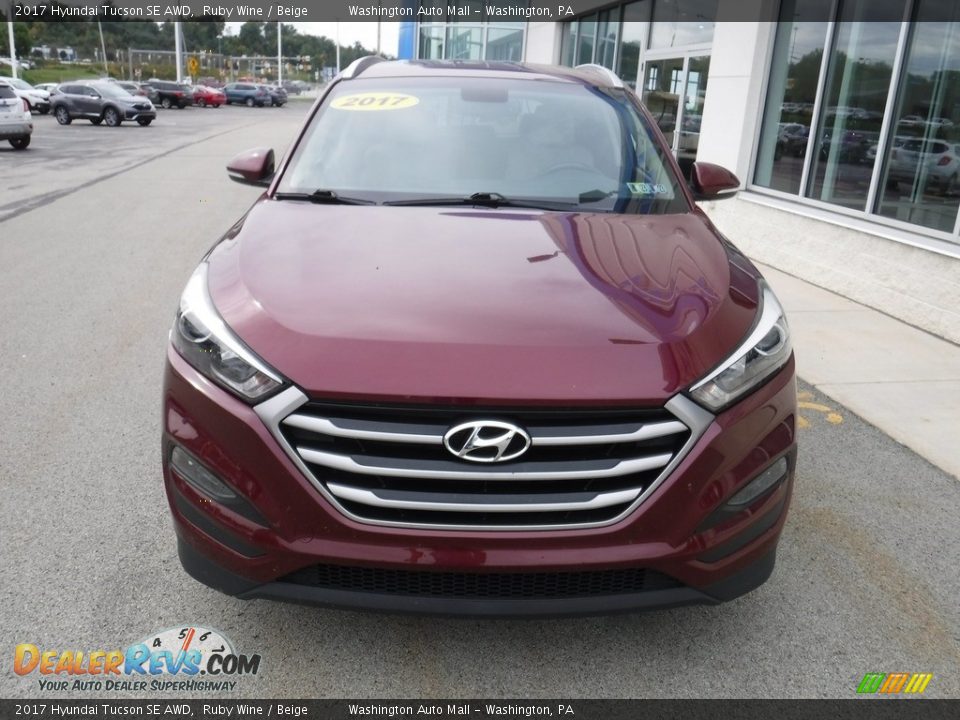 2017 Hyundai Tucson SE AWD Ruby Wine / Beige Photo #4