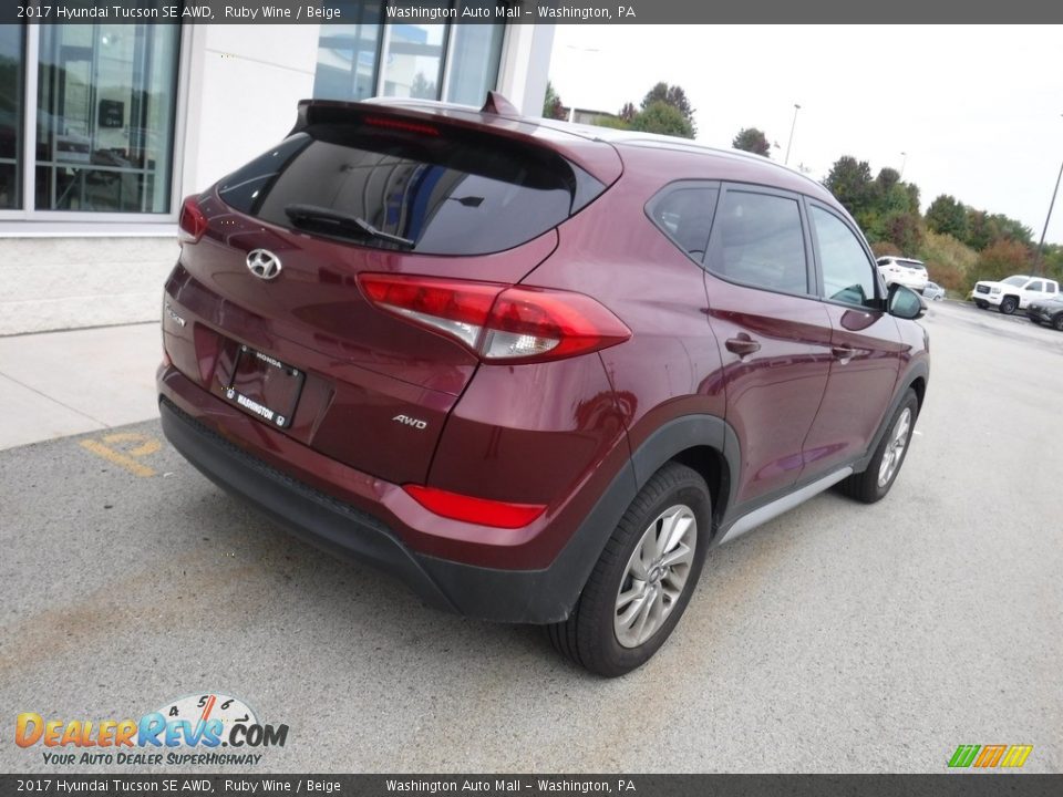 2017 Hyundai Tucson SE AWD Ruby Wine / Beige Photo #8