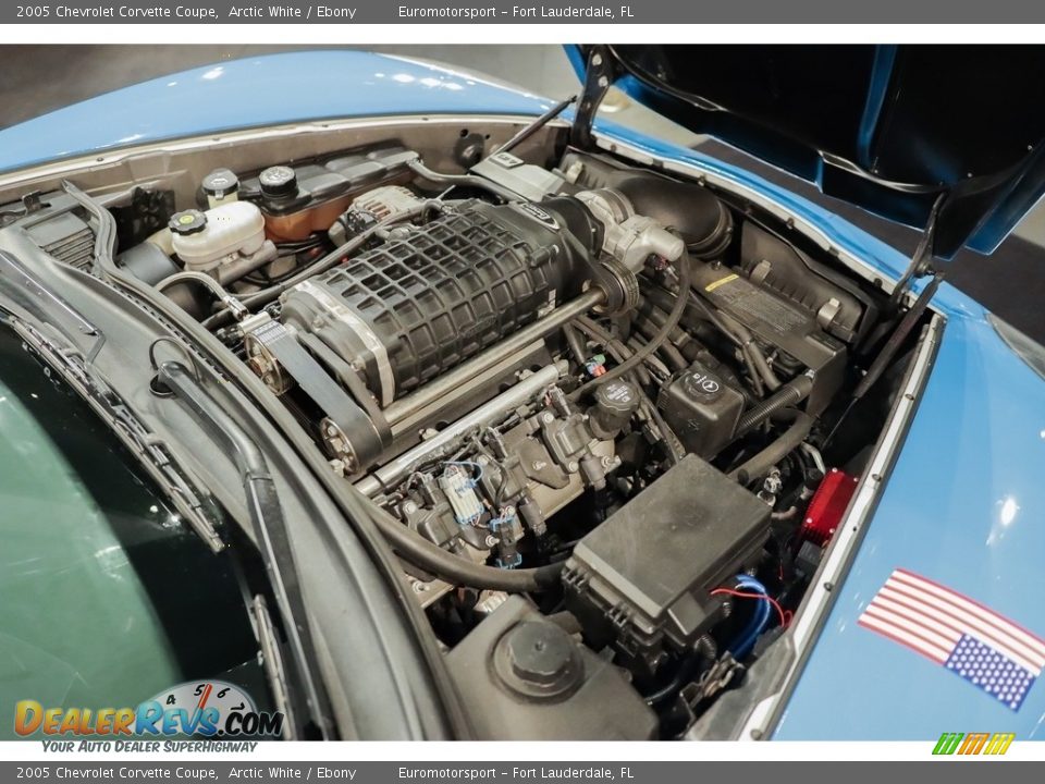 2005 Chevrolet Corvette Coupe Arctic White / Ebony Photo #34