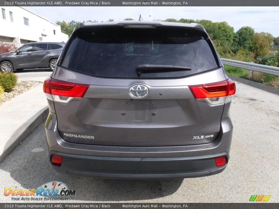 2019 Toyota Highlander XLE AWD Predawn Gray Mica / Black Photo #15