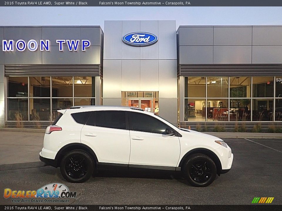 2016 Toyota RAV4 LE AWD Super White / Black Photo #1