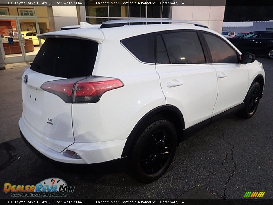 2016 Toyota RAV4 LE AWD Super White / Black Photo #2