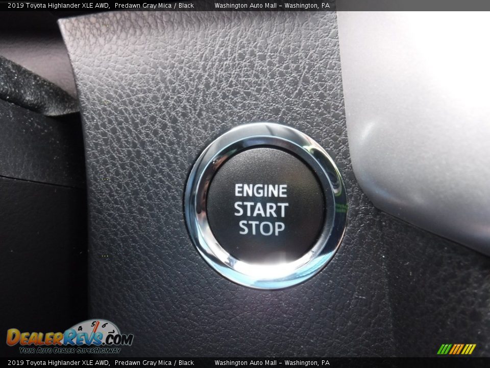 2019 Toyota Highlander XLE AWD Predawn Gray Mica / Black Photo #26