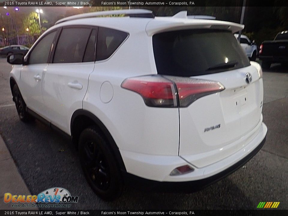 2016 Toyota RAV4 LE AWD Super White / Black Photo #5