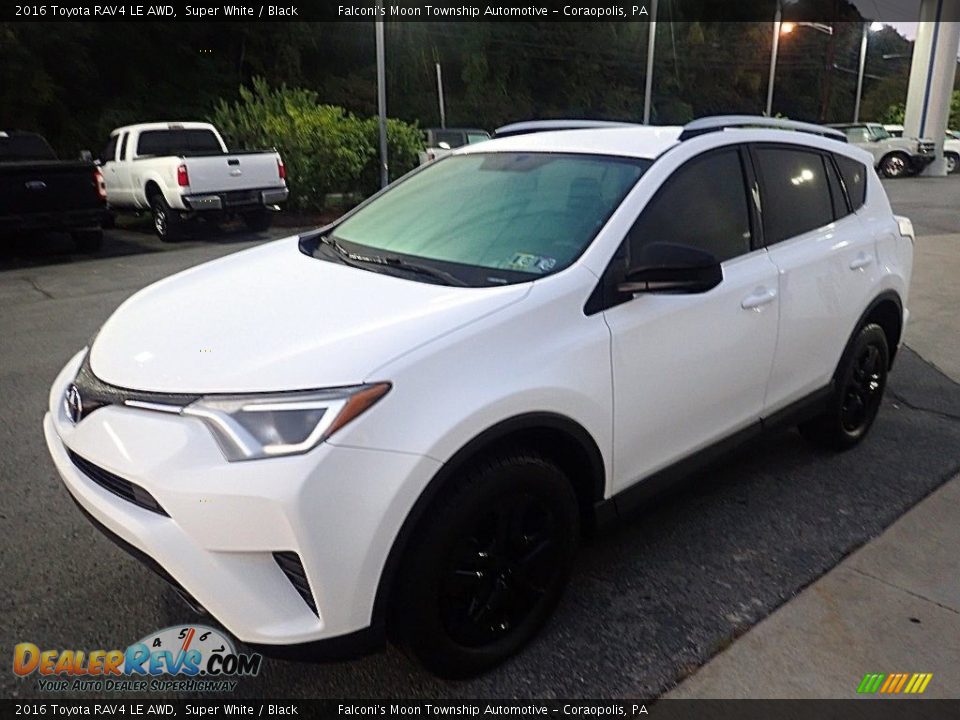 2016 Toyota RAV4 LE AWD Super White / Black Photo #7