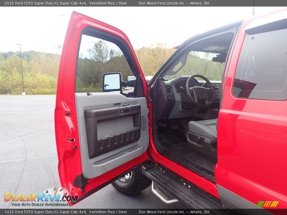 2015 Ford F250 Super Duty XL Super Cab 4x4 Vermillion Red / Steel Photo #16