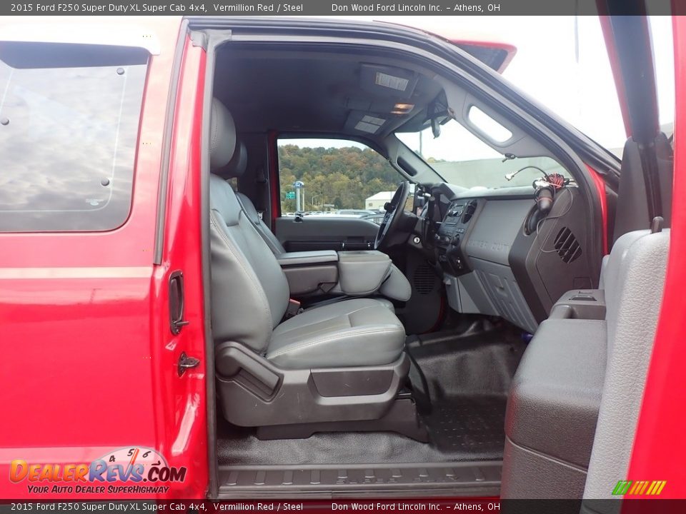 2015 Ford F250 Super Duty XL Super Cab 4x4 Vermillion Red / Steel Photo #36