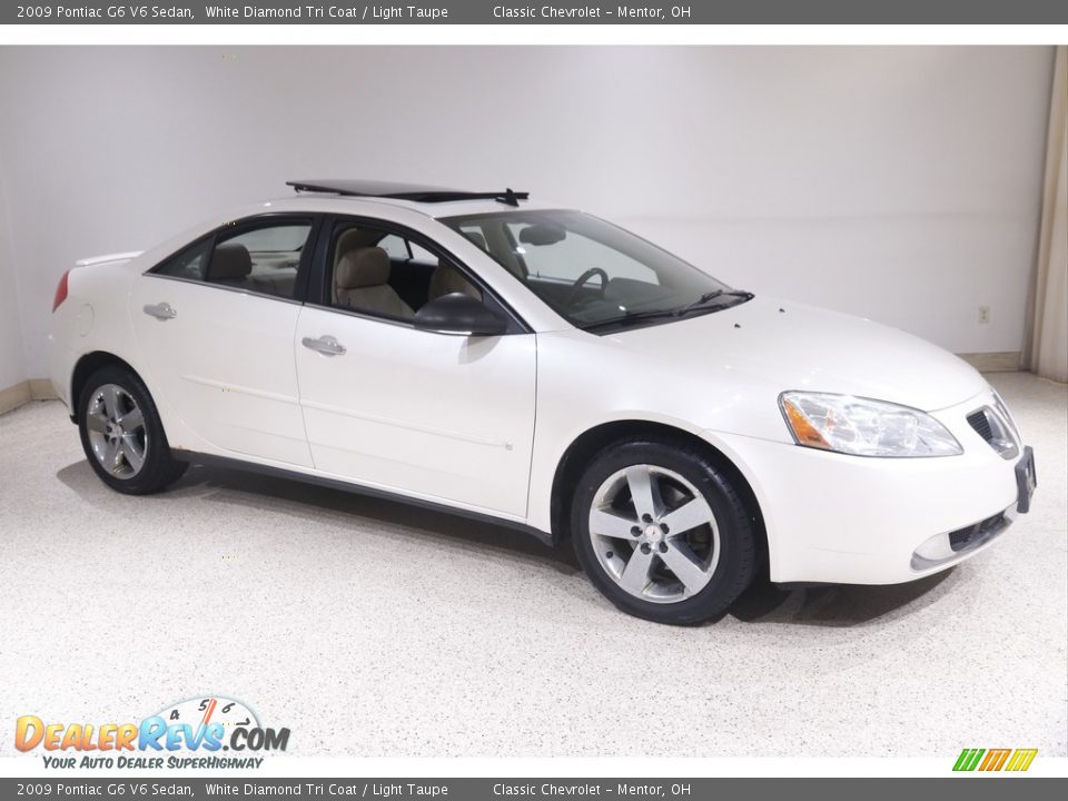 2009 Pontiac G6 V6 Sedan White Diamond Tri Coat / Light Taupe Photo #1