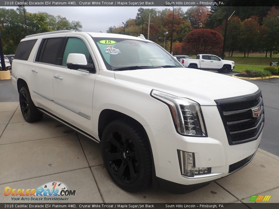 Front 3/4 View of 2018 Cadillac Escalade ESV Platinum 4WD Photo #7