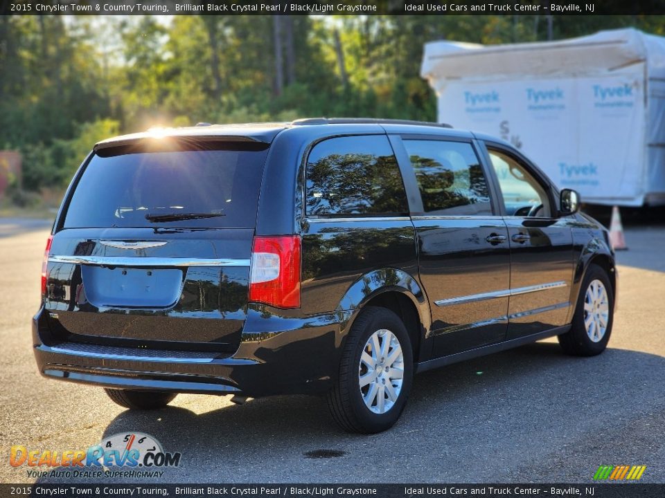 2015 Chrysler Town & Country Touring Brilliant Black Crystal Pearl / Black/Light Graystone Photo #7