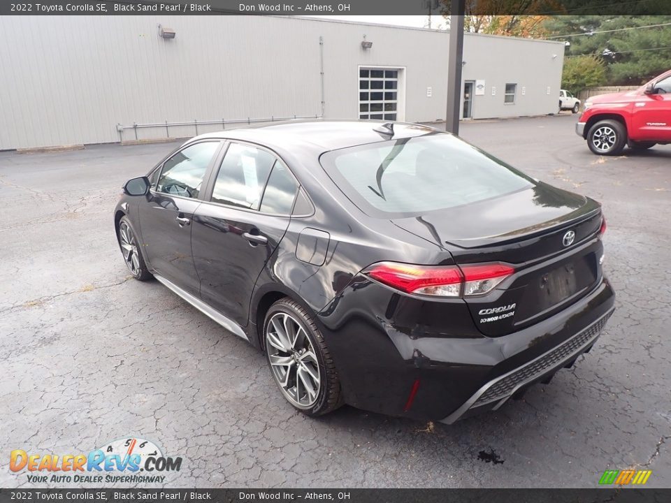 2022 Toyota Corolla SE Black Sand Pearl / Black Photo #8