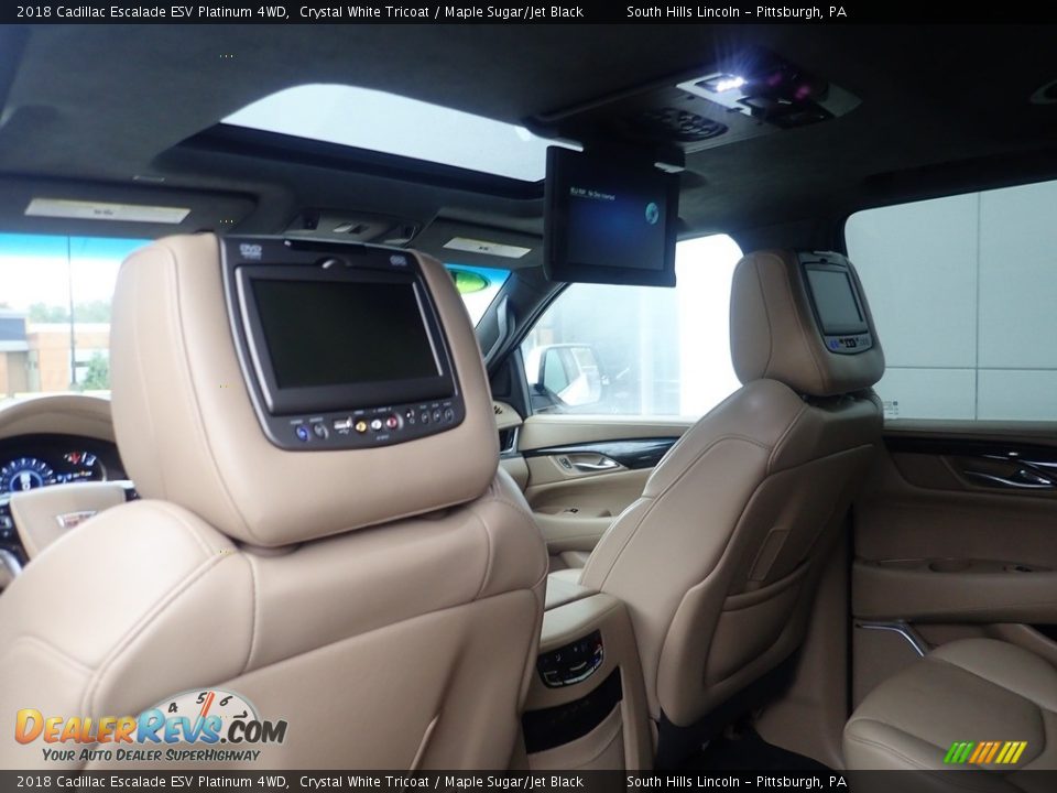 Entertainment System of 2018 Cadillac Escalade ESV Platinum 4WD Photo #17