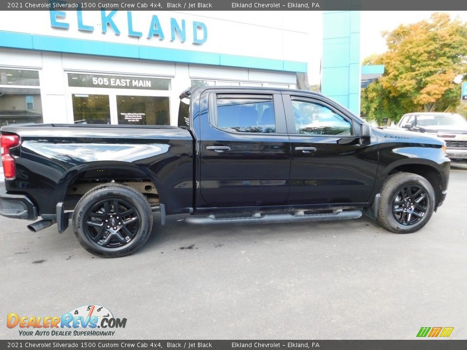 2021 Chevrolet Silverado 1500 Custom Crew Cab 4x4 Black / Jet Black Photo #3