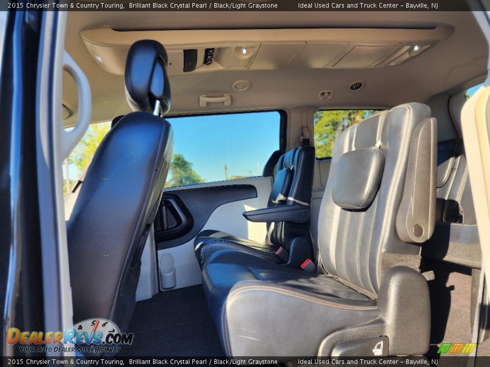 2015 Chrysler Town & Country Touring Brilliant Black Crystal Pearl / Black/Light Graystone Photo #22