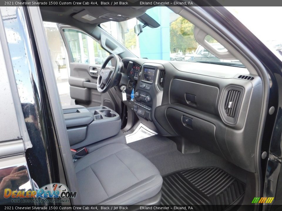 2021 Chevrolet Silverado 1500 Custom Crew Cab 4x4 Black / Jet Black Photo #21