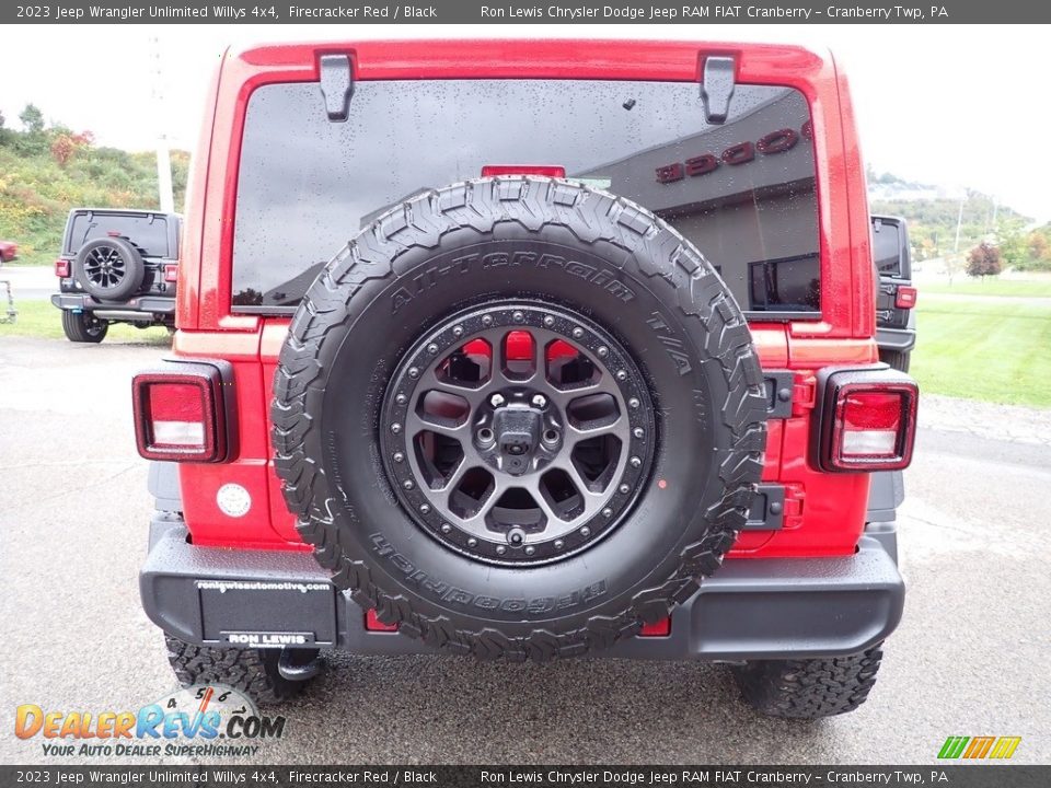 2023 Jeep Wrangler Unlimited Willys 4x4 Firecracker Red / Black Photo #4