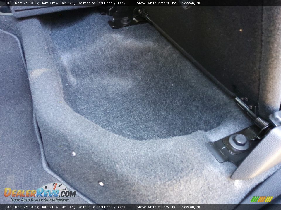 2022 Ram 2500 Big Horn Crew Cab 4x4 Delmonico Red Pearl / Black Photo #15