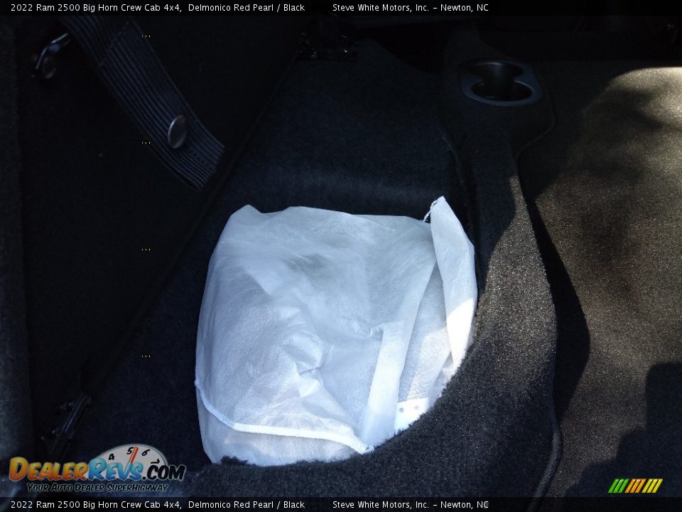 2022 Ram 2500 Big Horn Crew Cab 4x4 Delmonico Red Pearl / Black Photo #17