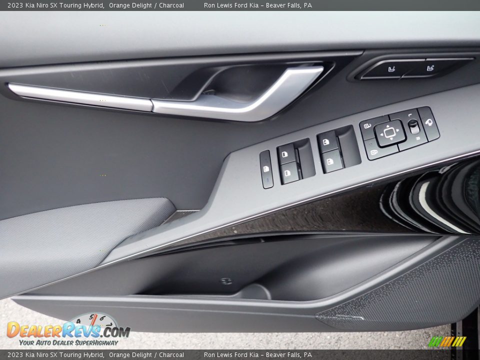 Door Panel of 2023 Kia Niro SX Touring Hybrid Photo #15