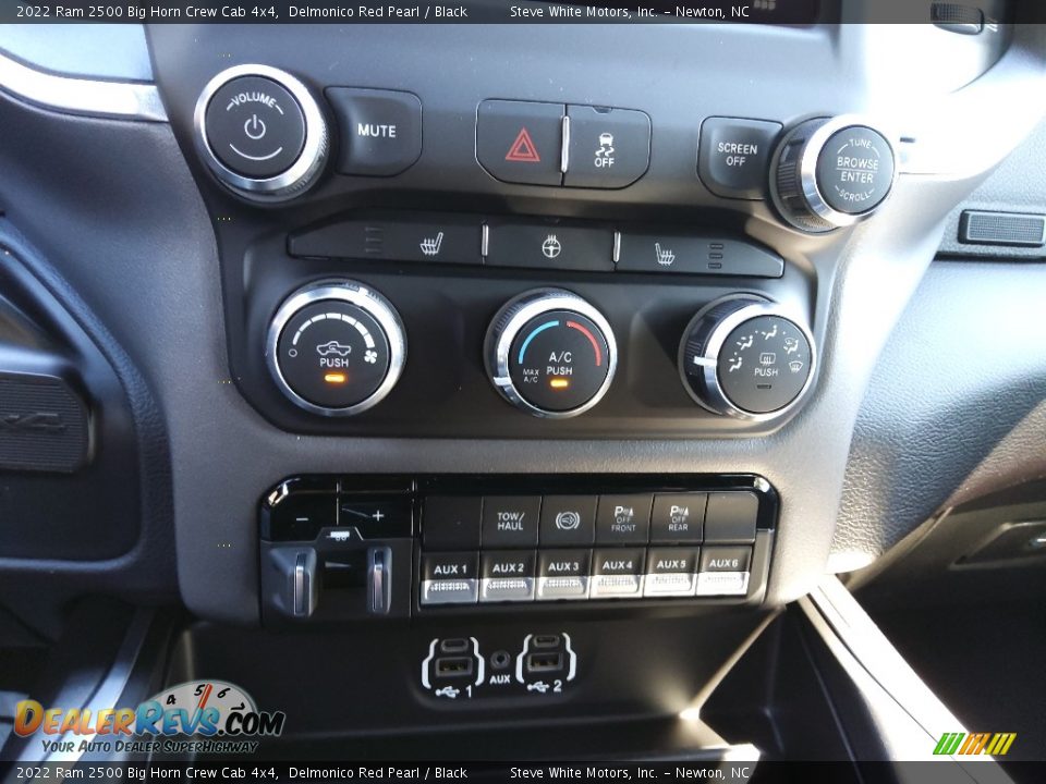 2022 Ram 2500 Big Horn Crew Cab 4x4 Delmonico Red Pearl / Black Photo #26
