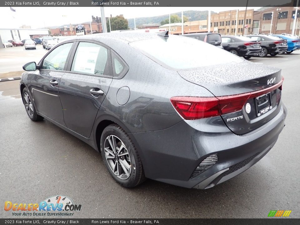 2023 Kia Forte LXS Gravity Gray / Black Photo #6