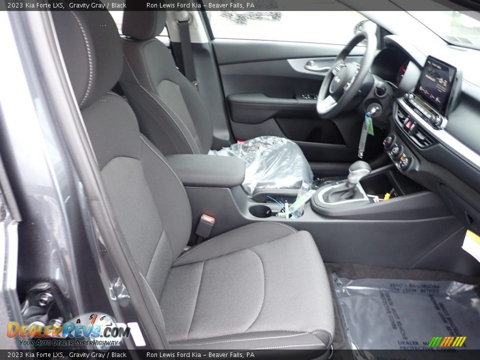 2023 Kia Forte LXS Gravity Gray / Black Photo #11