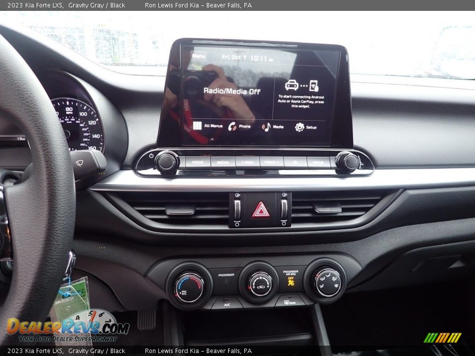 2023 Kia Forte LXS Gravity Gray / Black Photo #18