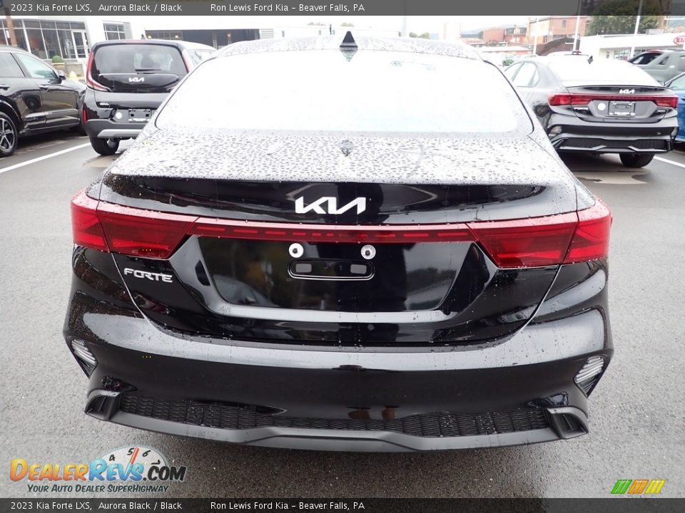 2023 Kia Forte LXS Aurora Black / Black Photo #7