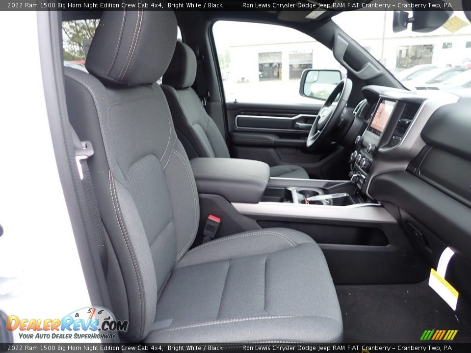 2022 Ram 1500 Big Horn Night Edition Crew Cab 4x4 Bright White / Black Photo #10