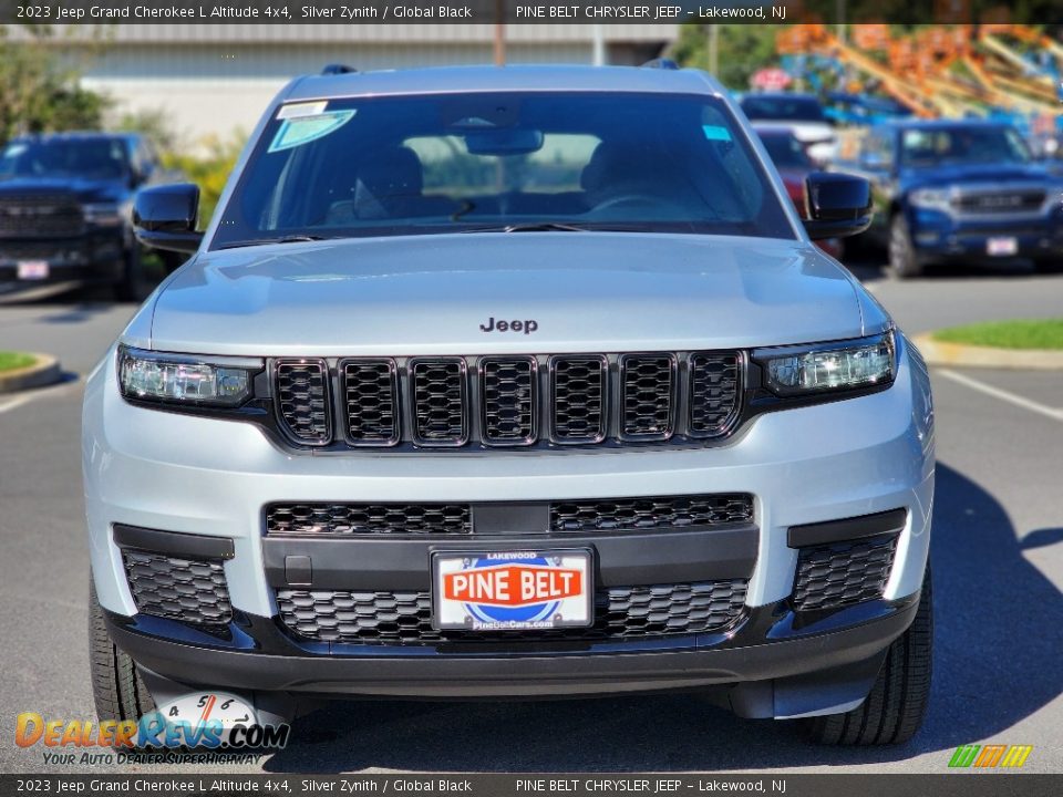 2023 Jeep Grand Cherokee L Altitude 4x4 Silver Zynith / Global Black Photo #2