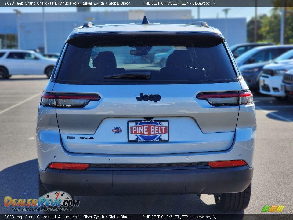 2023 Jeep Grand Cherokee L Altitude 4x4 Silver Zynith / Global Black Photo #5