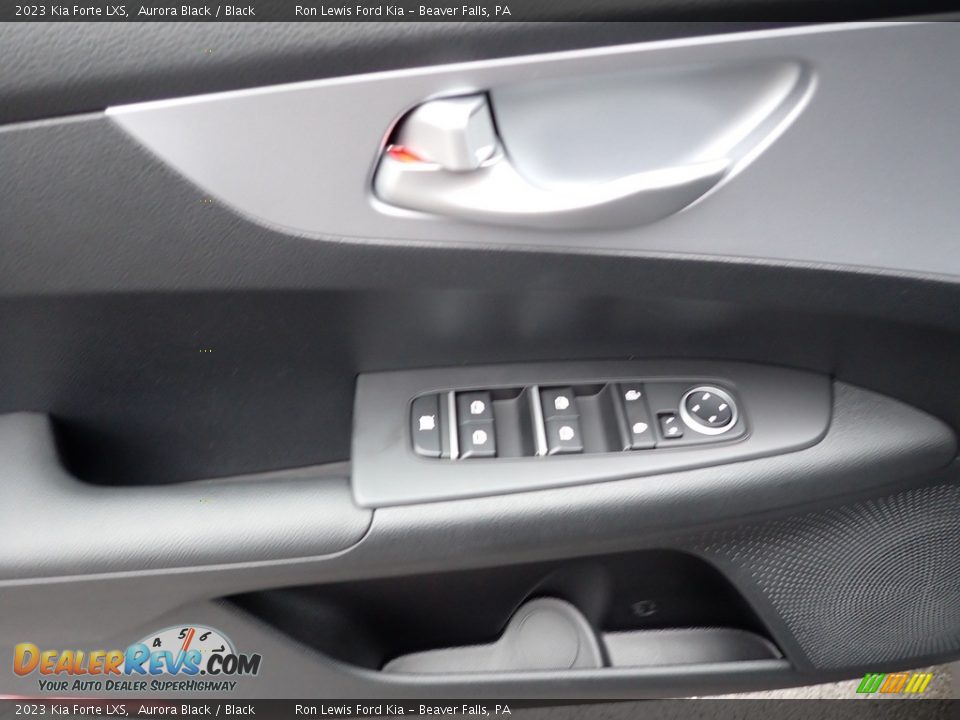 2023 Kia Forte LXS Aurora Black / Black Photo #15