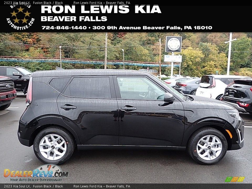 2023 Kia Soul LX Fusion Black / Black Photo #1