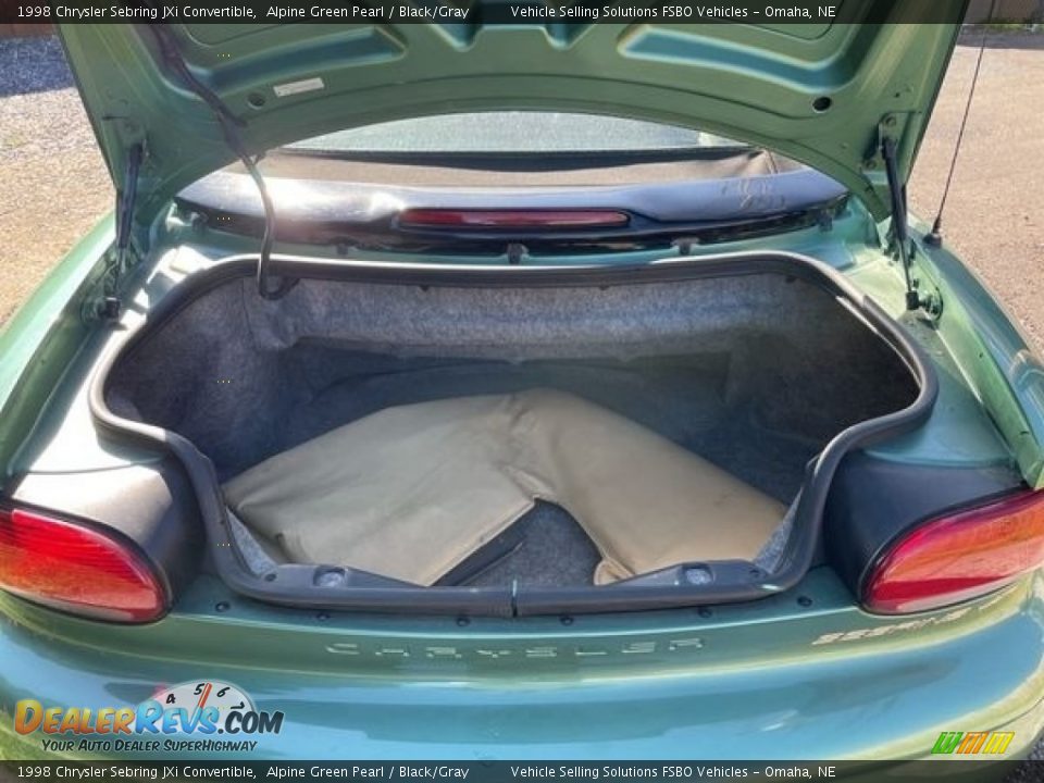 1998 Chrysler Sebring JXi Convertible Trunk Photo #9