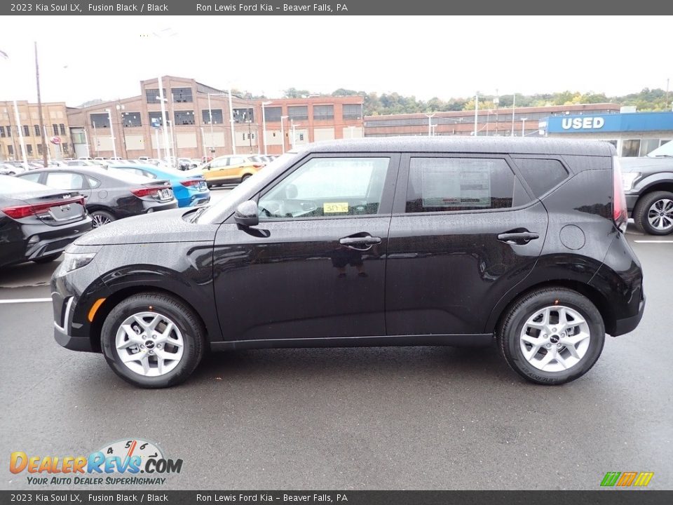 2023 Kia Soul LX Fusion Black / Black Photo #5