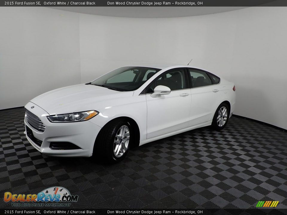 2015 Ford Fusion SE Oxford White / Charcoal Black Photo #4