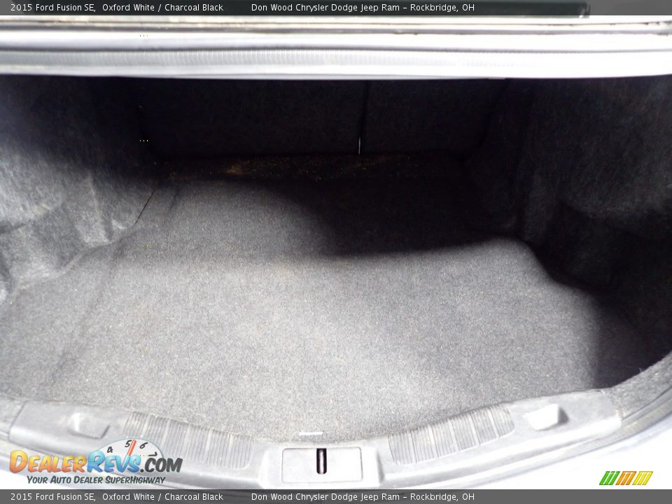 2015 Ford Fusion SE Oxford White / Charcoal Black Photo #8