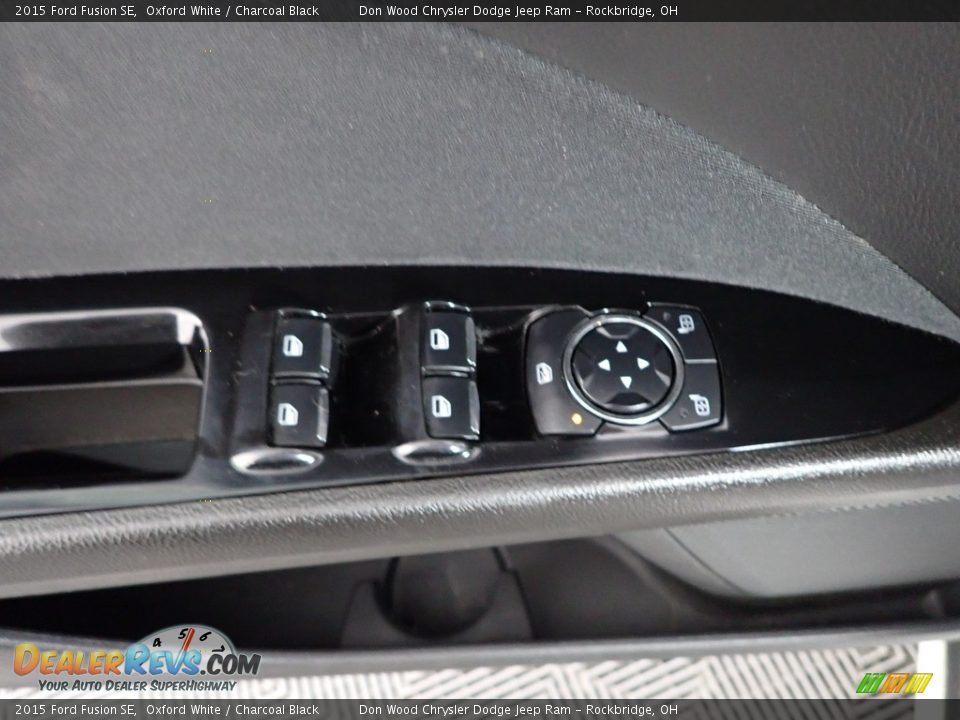 2015 Ford Fusion SE Oxford White / Charcoal Black Photo #11