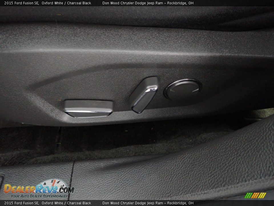 2015 Ford Fusion SE Oxford White / Charcoal Black Photo #12