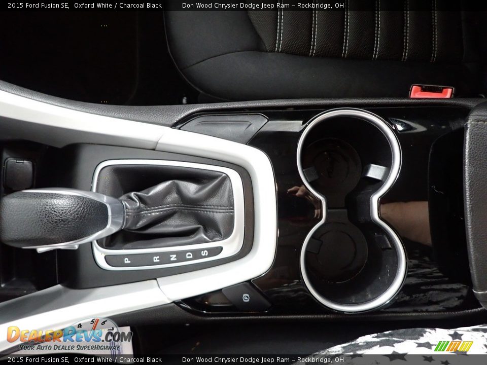 2015 Ford Fusion SE Oxford White / Charcoal Black Photo #20