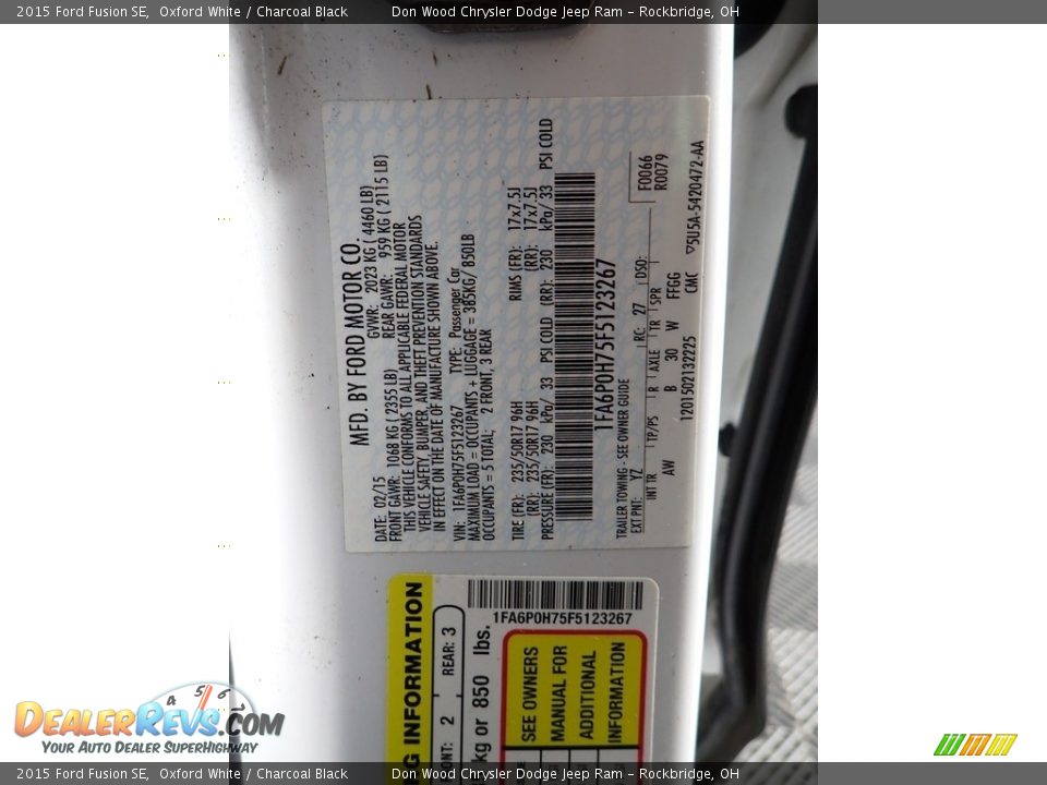 2015 Ford Fusion SE Oxford White / Charcoal Black Photo #31