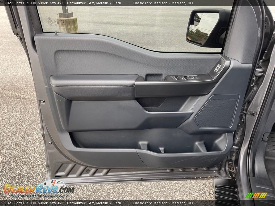 Door Panel of 2022 Ford F150 XL SuperCrew 4x4 Photo #12