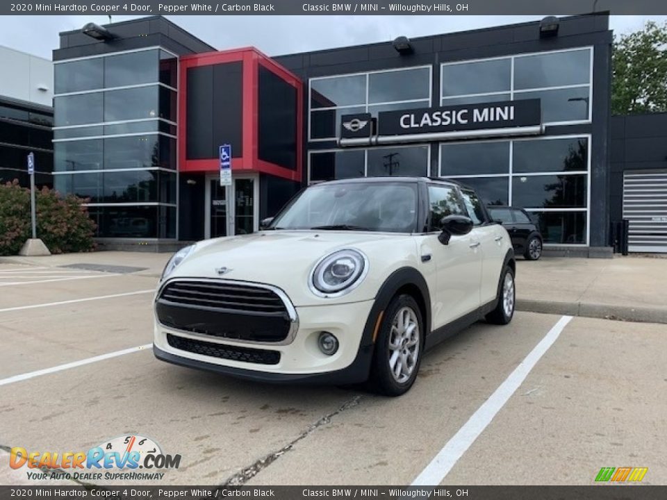 2020 Mini Hardtop Cooper 4 Door Pepper White / Carbon Black Photo #1