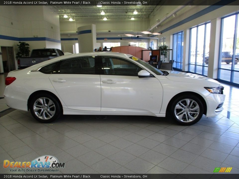 2018 Honda Accord LX Sedan Platinum White Pearl / Black Photo #4