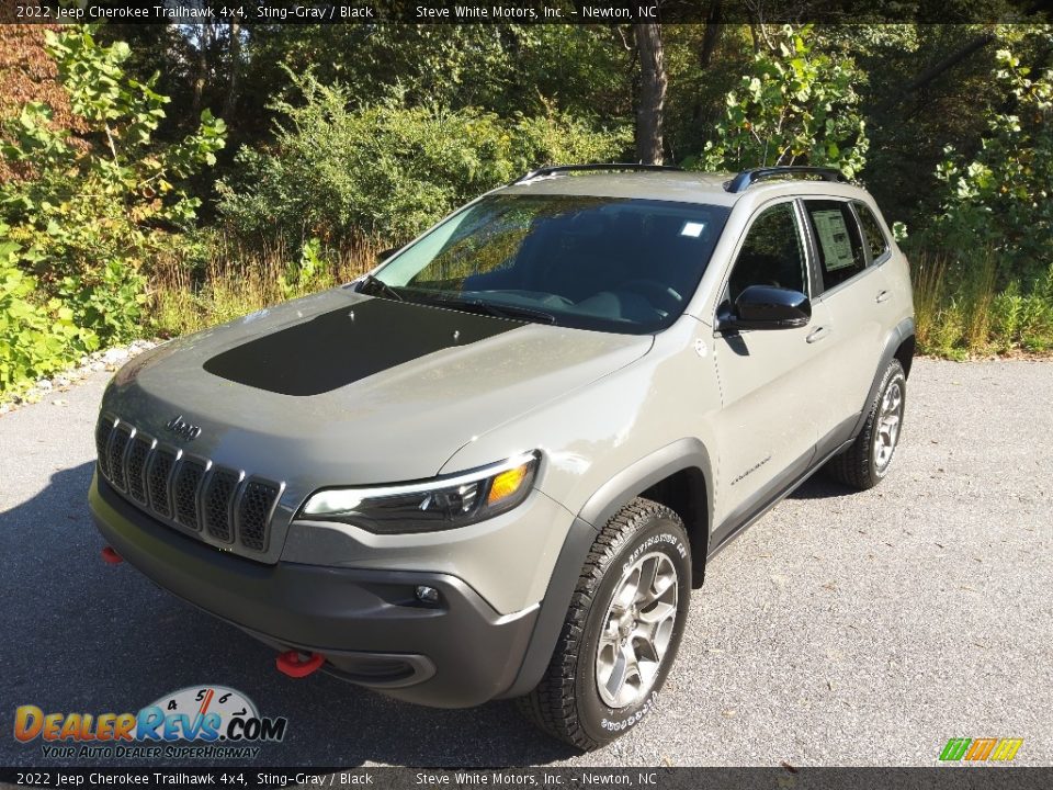 2022 Jeep Cherokee Trailhawk 4x4 Sting-Gray / Black Photo #2