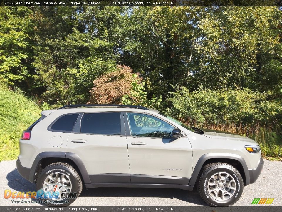 2022 Jeep Cherokee Trailhawk 4x4 Sting-Gray / Black Photo #5