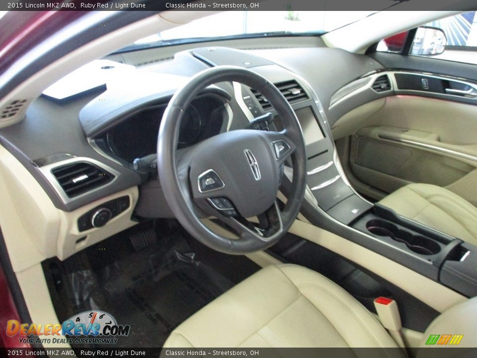 Front Seat of 2015 Lincoln MKZ AWD Photo #28