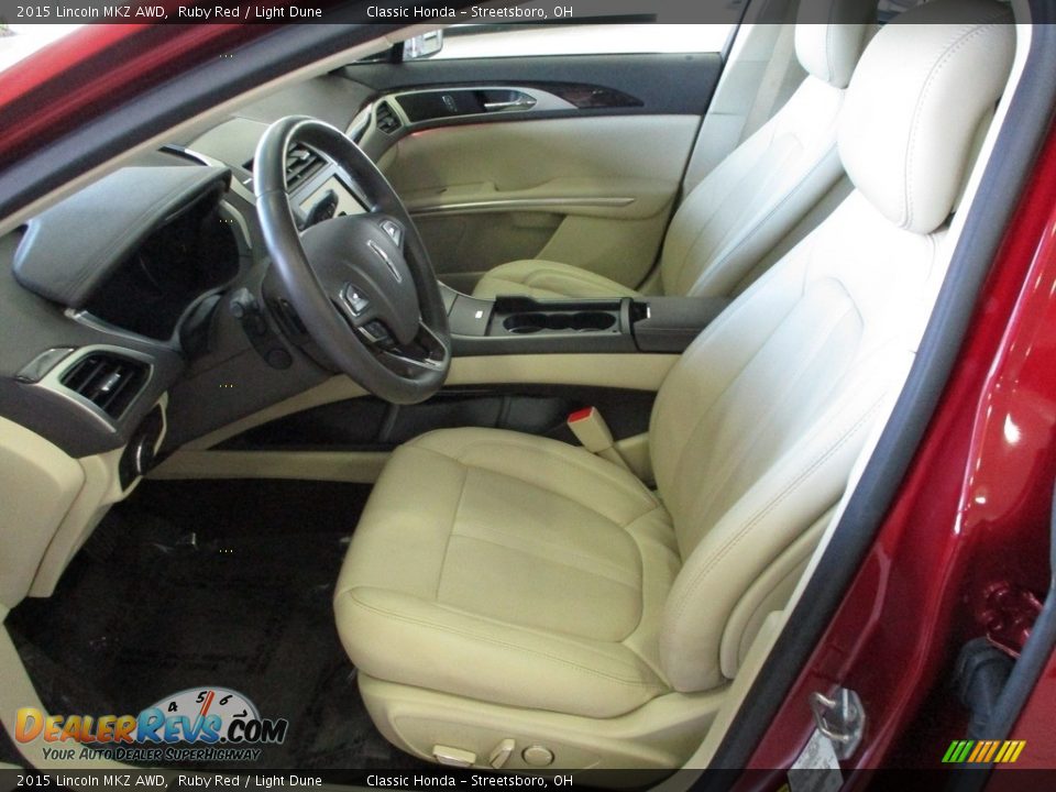 Front Seat of 2015 Lincoln MKZ AWD Photo #29