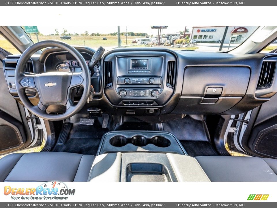 Dashboard of 2017 Chevrolet Silverado 2500HD Work Truck Regular Cab Photo #10